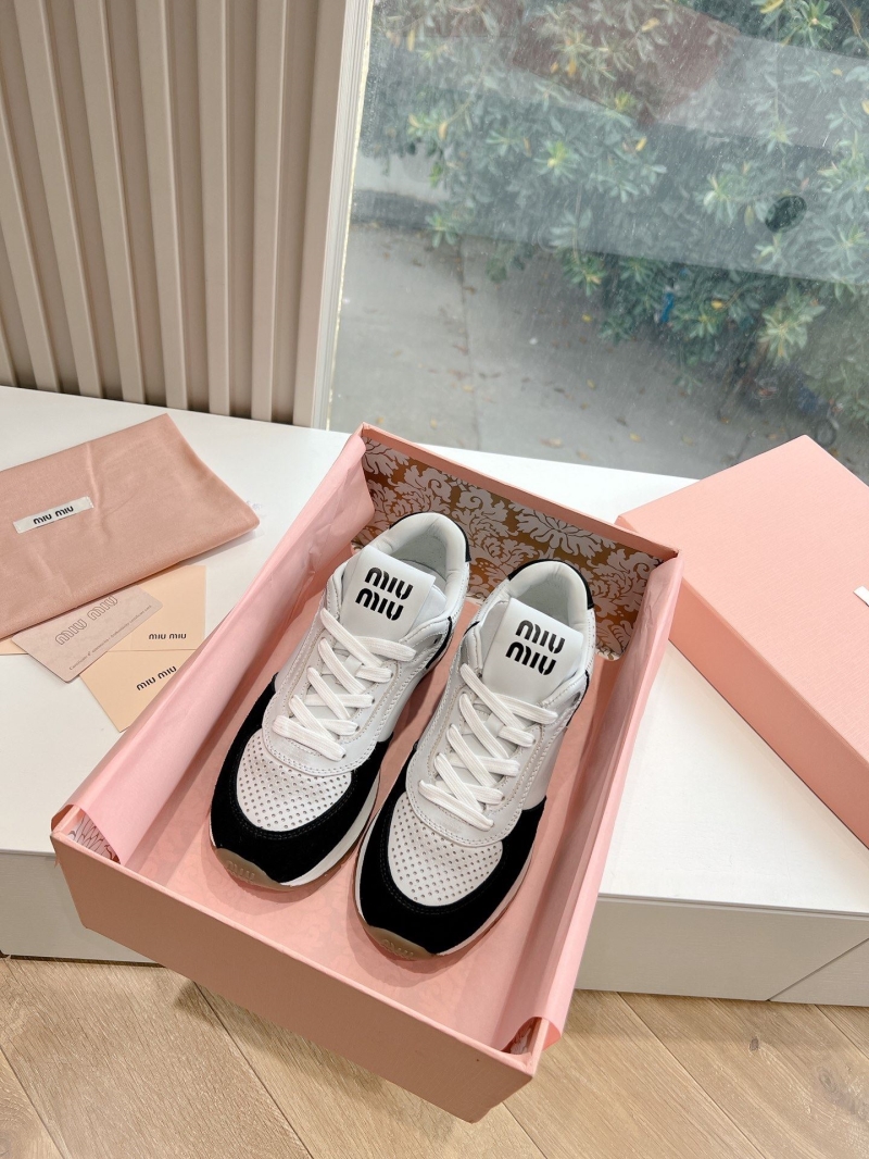 Miu Miu Casual Shoes